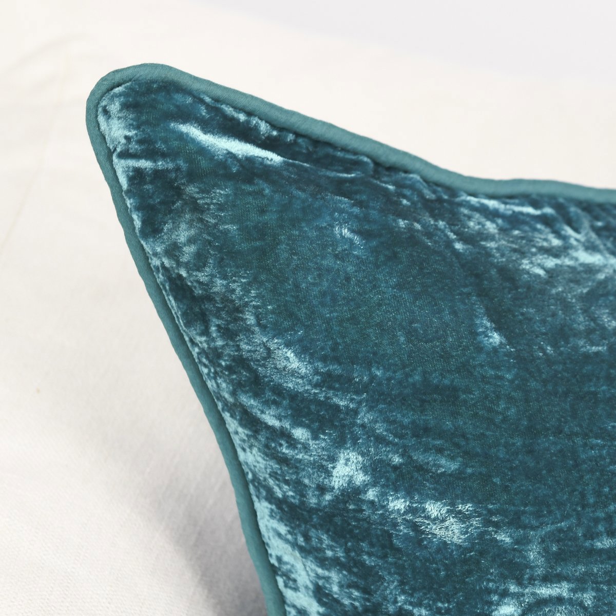 SLD Lexington Teal Multiple Sizes Throw Pillow (Set of 2) by Classic Home at Eve Furniture