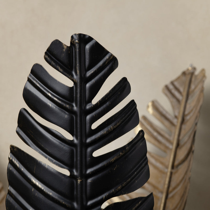 Soren Black/Gold Table Lamp by Crestview at Eve Furniture
