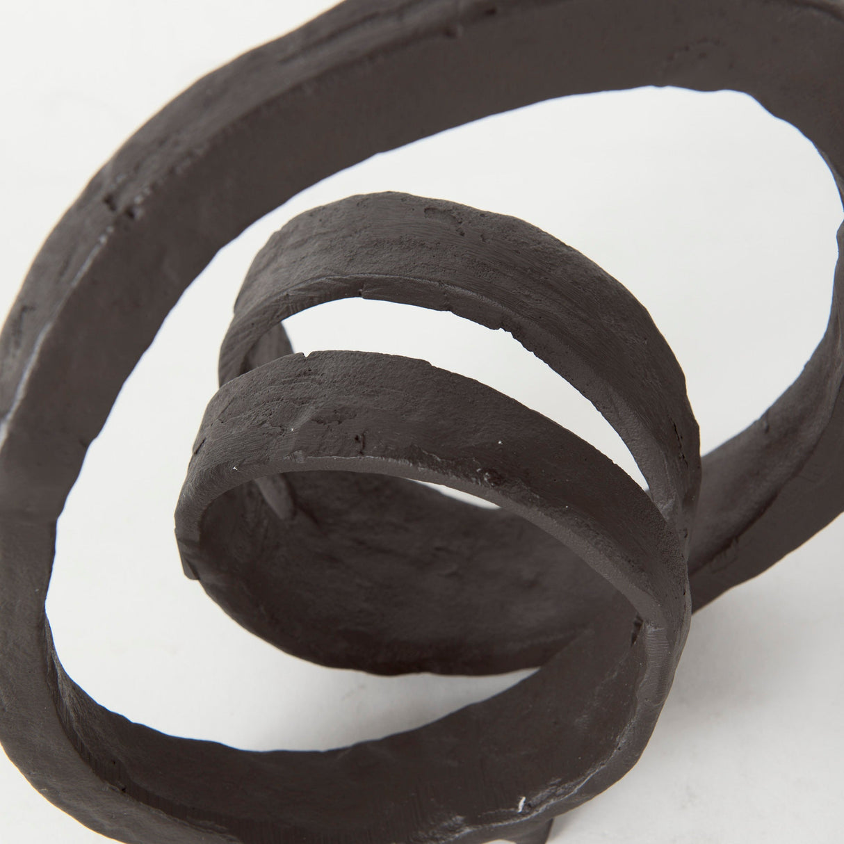 Stanislaw II Black Metal Infinite Ribbon Sculpture by Mercana at Eve Furniture