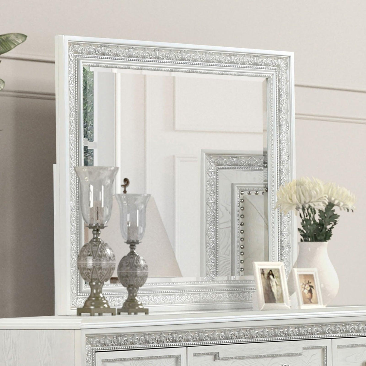 Stella Mia Creamy White Mirror by Furniture of America at Eve Furniture
