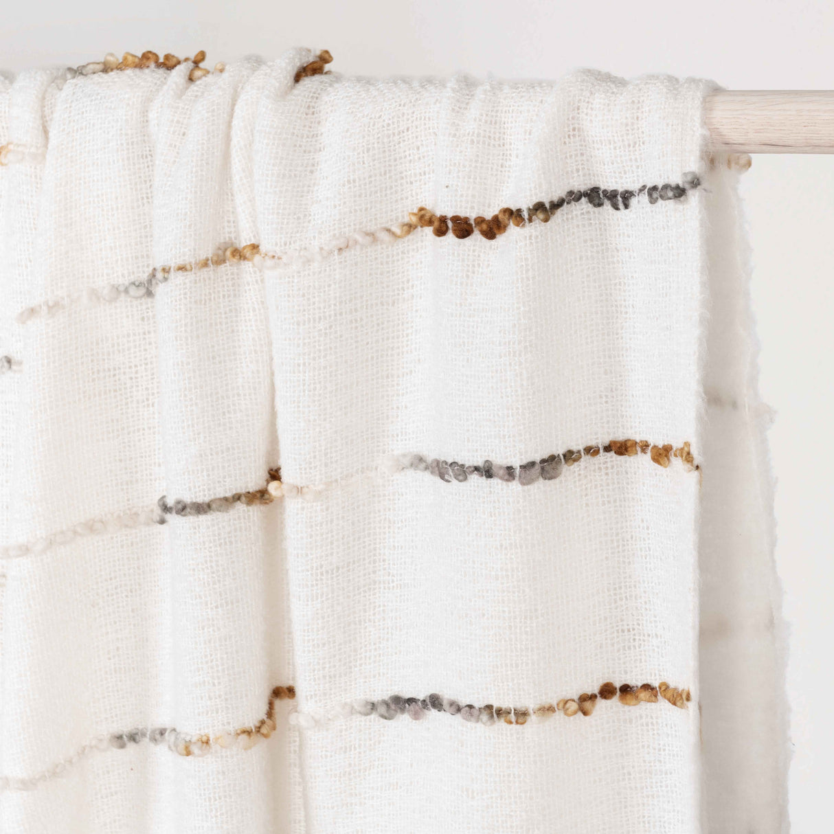 TC Albedo Ivory/Rust Throw 50x70 by Classic Home at Eve Furniture