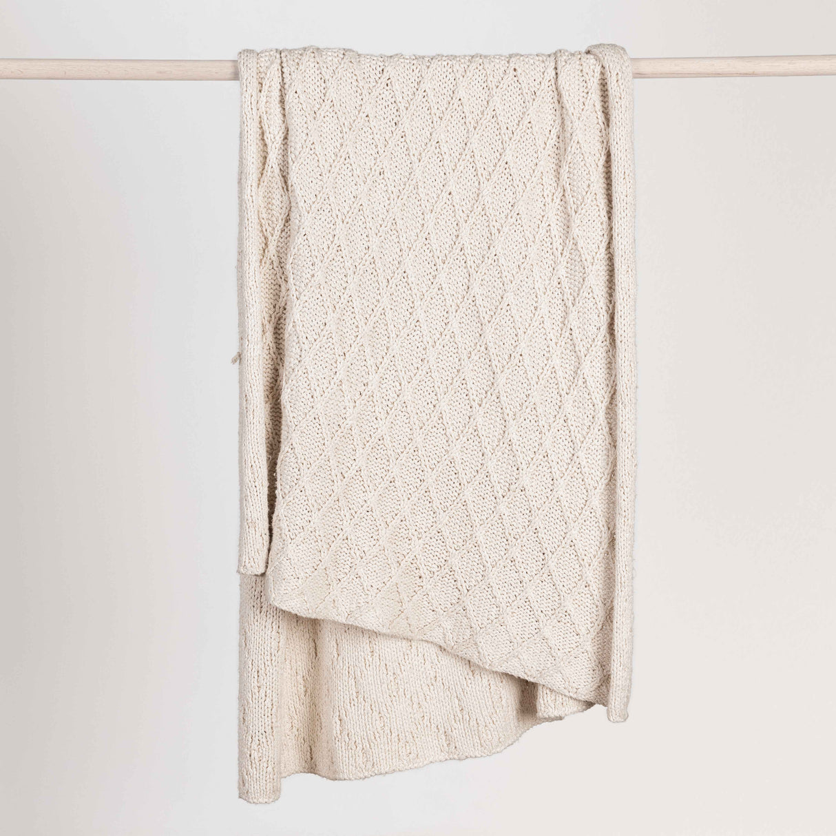 TC Catalina Ivory Throw 50x70 by Classic Home at Eve Furniture