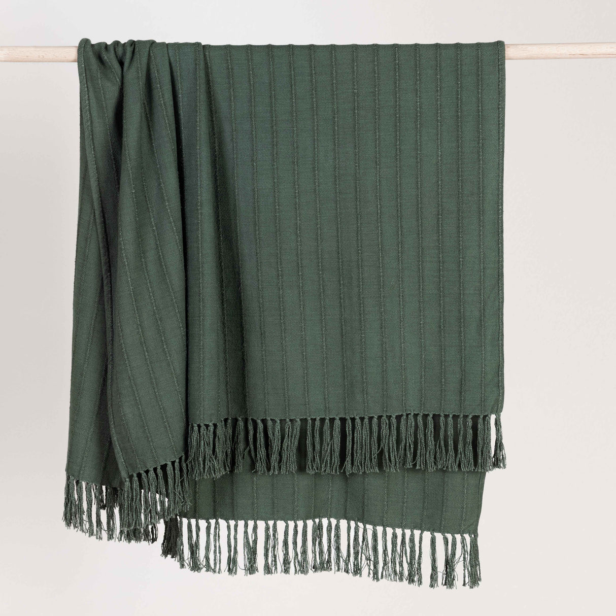 TC Hunter Forest Green 50x70 Throw by Classic Home at Eve Furniture