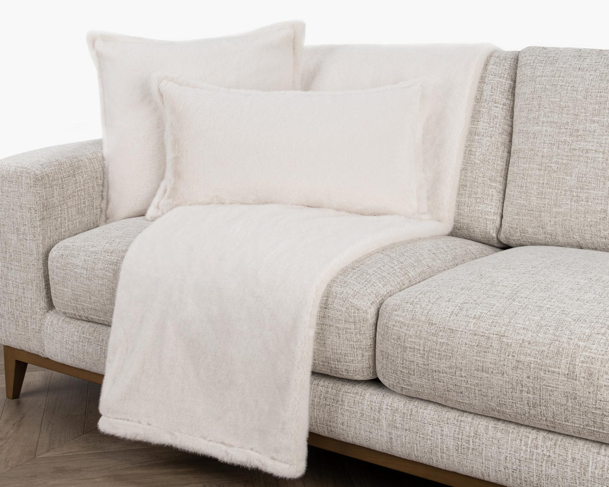 TC Taiga Ivory Faux Fur Throw 50x70 by Classic Home at Eve Furniture