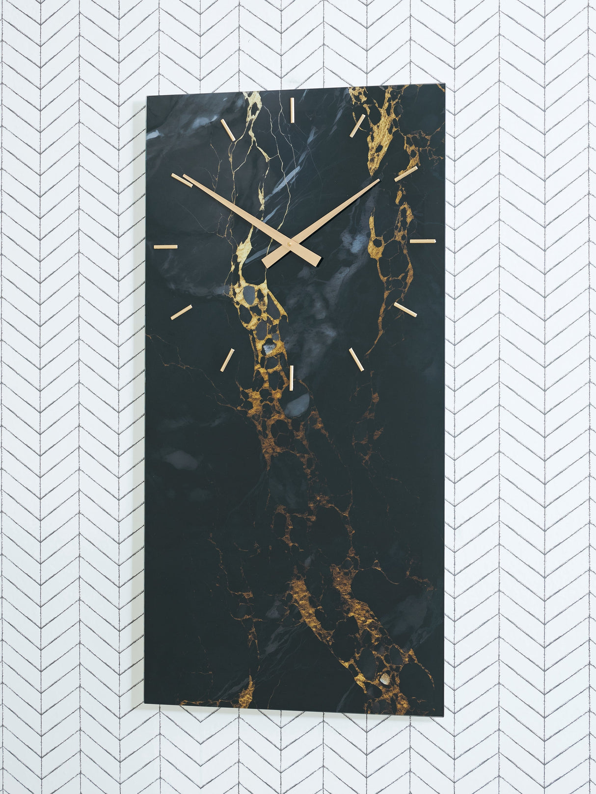 Teague Black/Gold Finish Wall Clock by ASHLEY FURNITURE at Eve Furniture