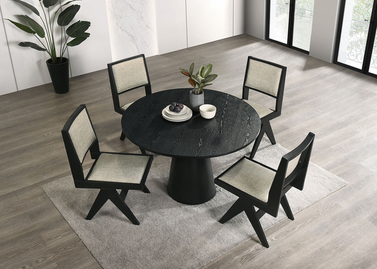Tottenham Black 48" Round Dining Table