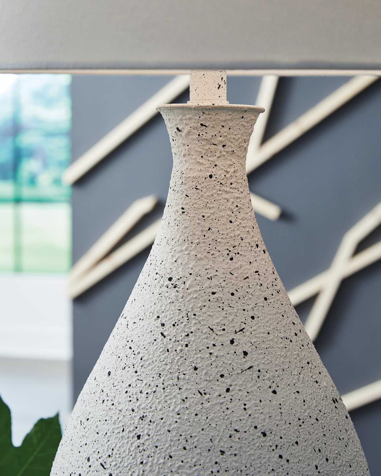 Wyattford White/Black Table Lamp by ASHLEY FURNITURE at Eve Furniture