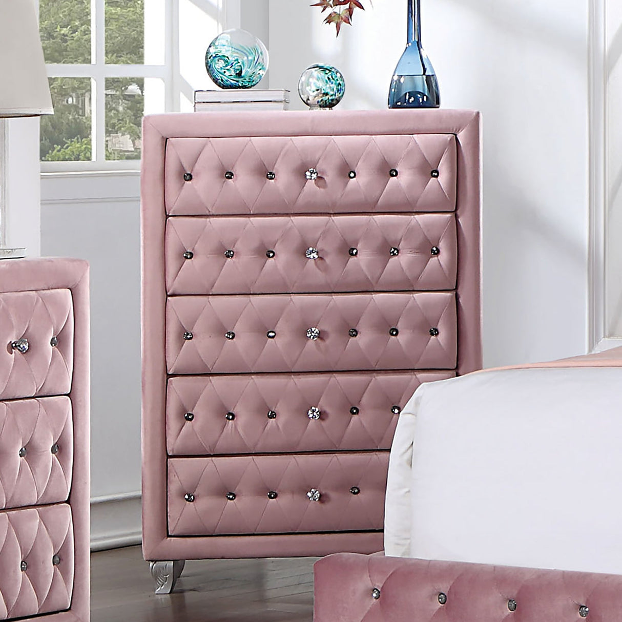 Zohar Pink 5-Piece Queen Bedroom Set by Furniture of America at Eve Furniture