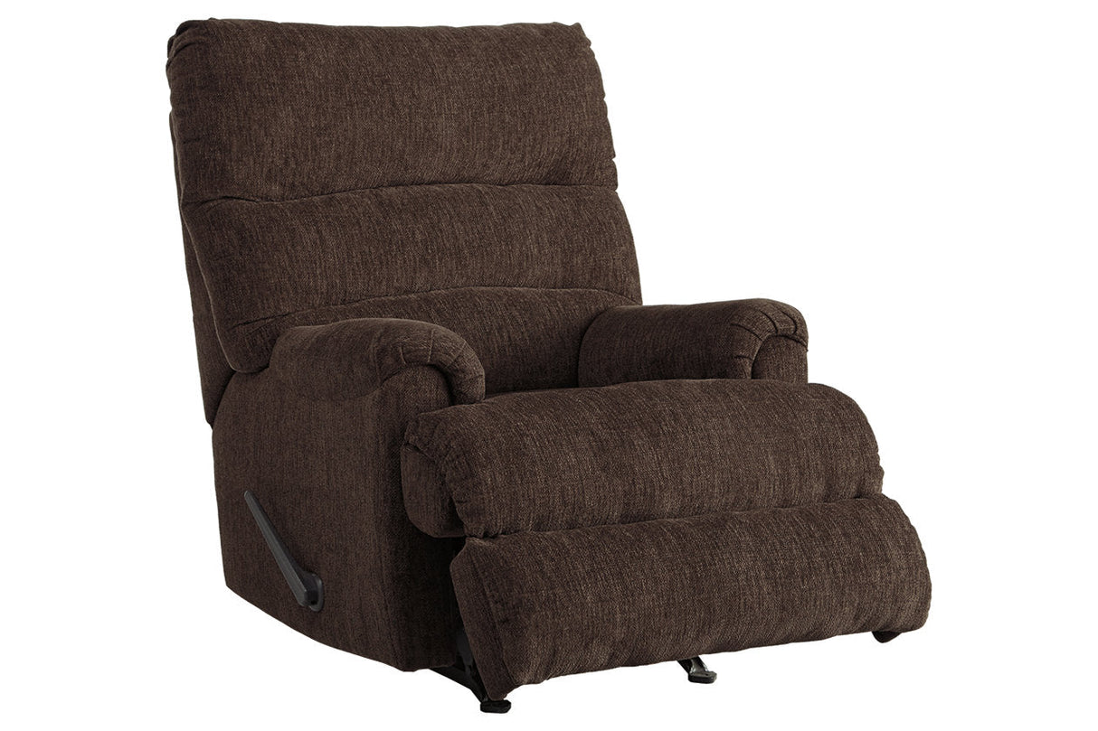 Man Fort Earth Recliner