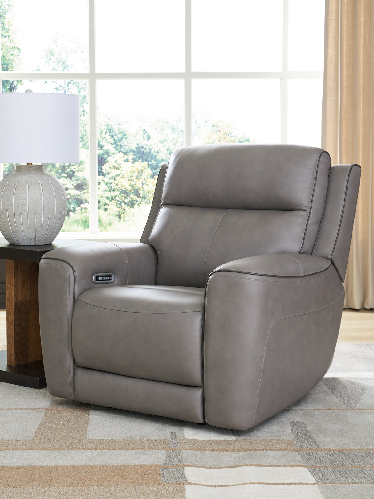 5Z-Comfort Coin Power Recliner by Ashley at Eve Furniture