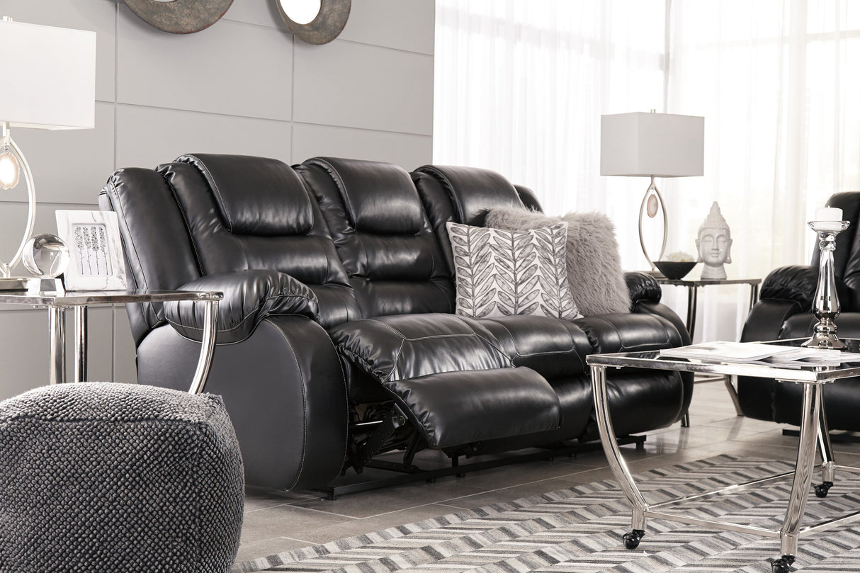 Vacherie Black Reclining Living Room Set