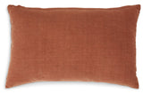 Dovinton Spice Pillow