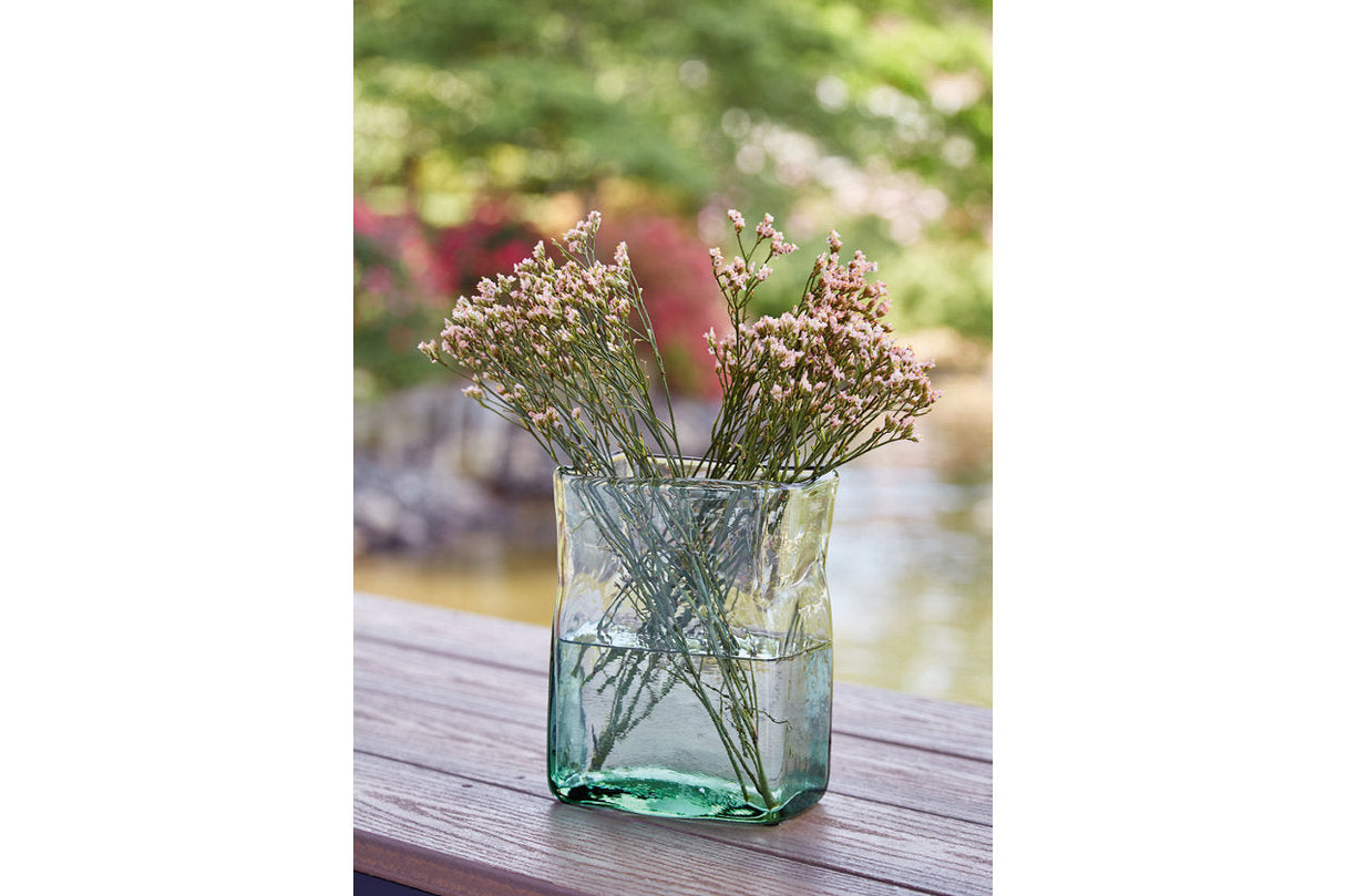 Taylow Green Vase