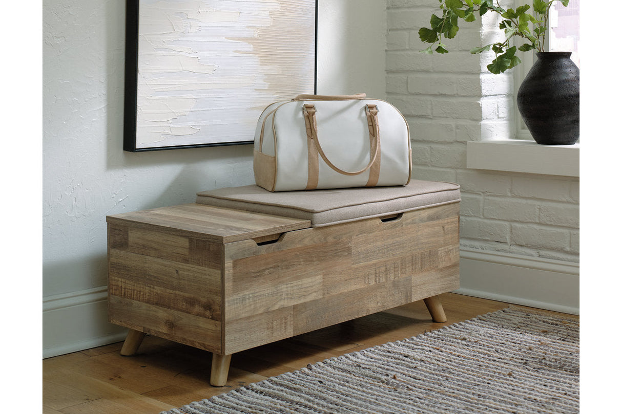 Gerdanet Beige/Brown Storage Bench