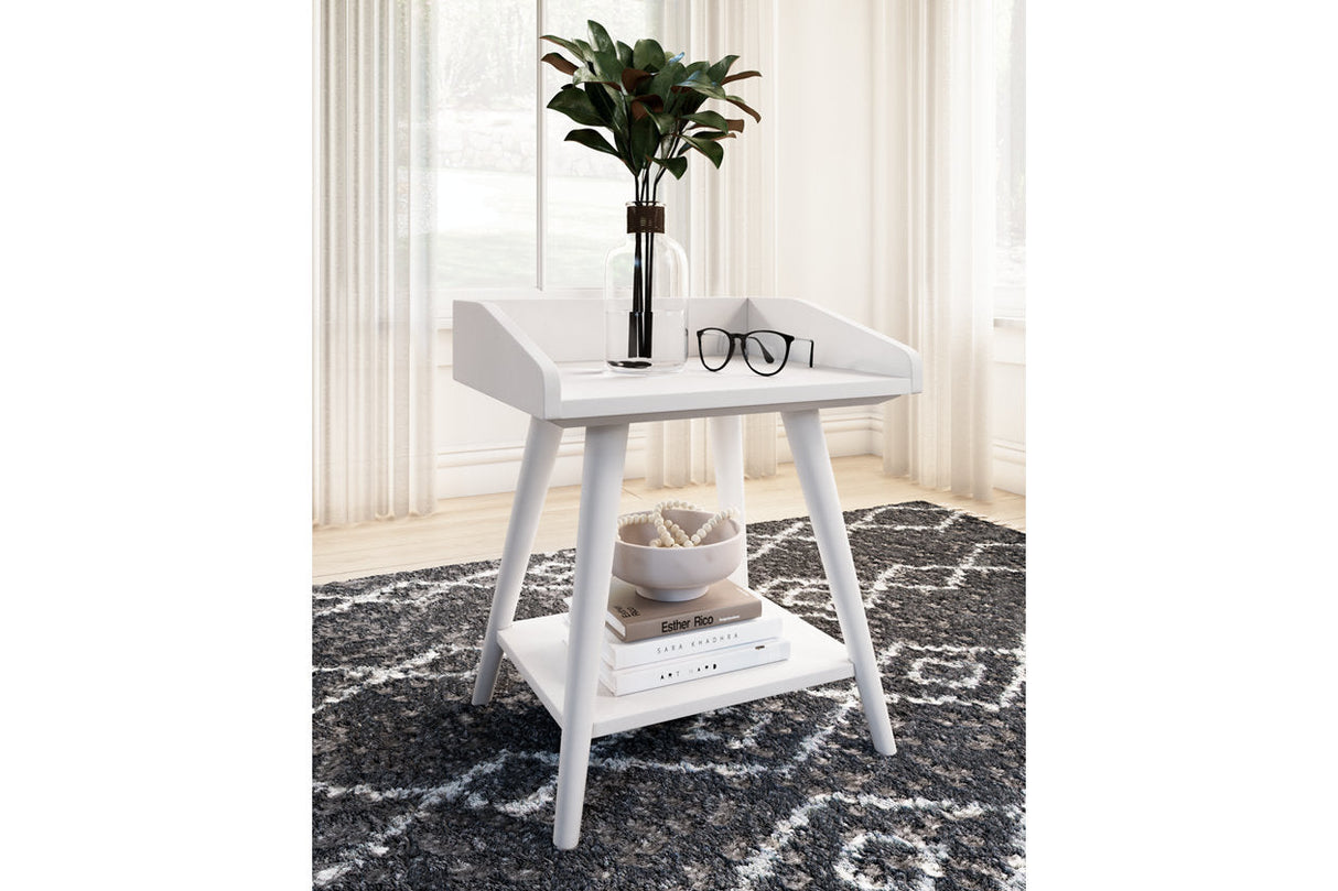 Blariden White Accent Table