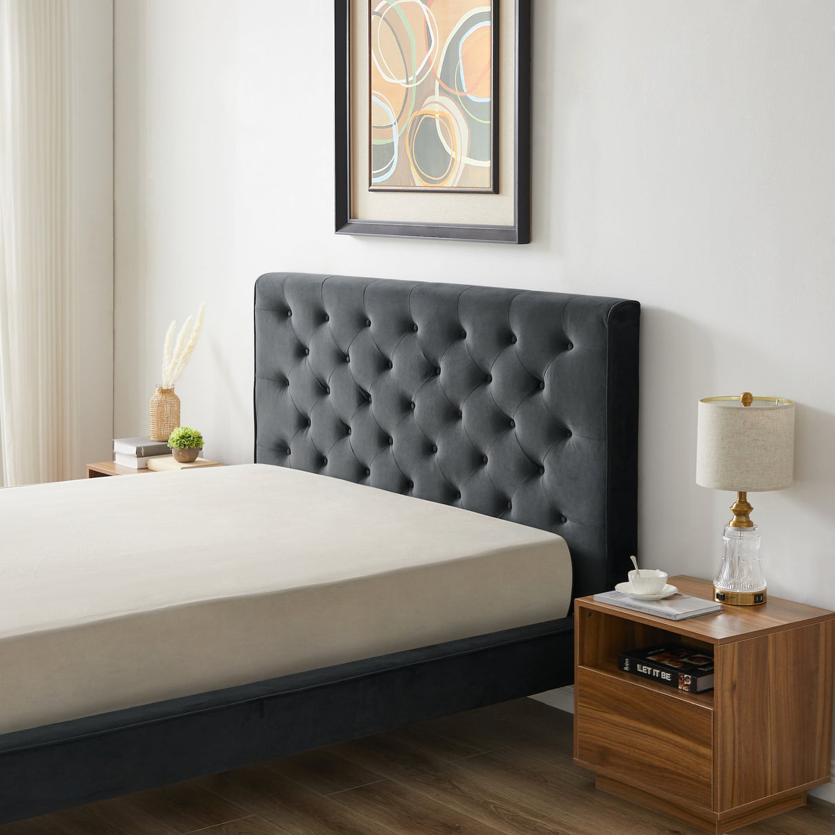 Dillon Grey Velvet Platform Bed (Queen Size)