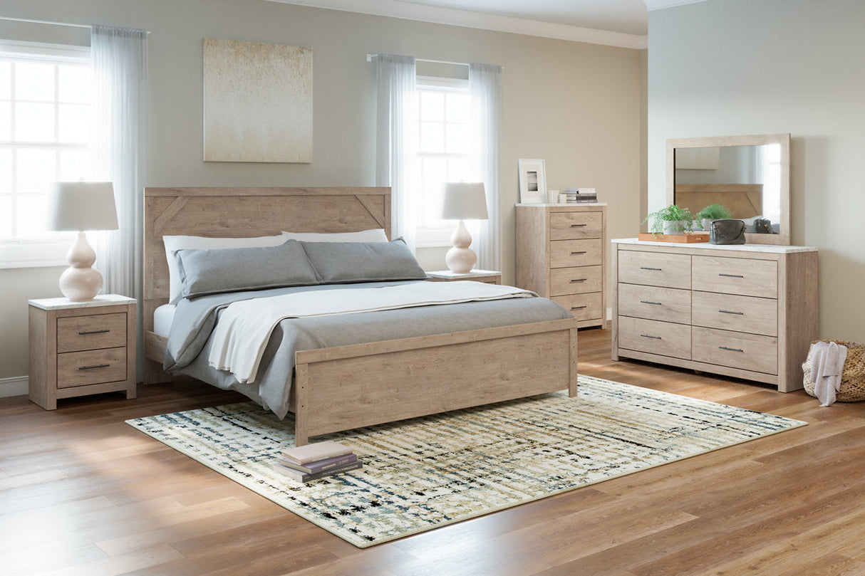 Senniberg Light Brown/White King Panel Bed