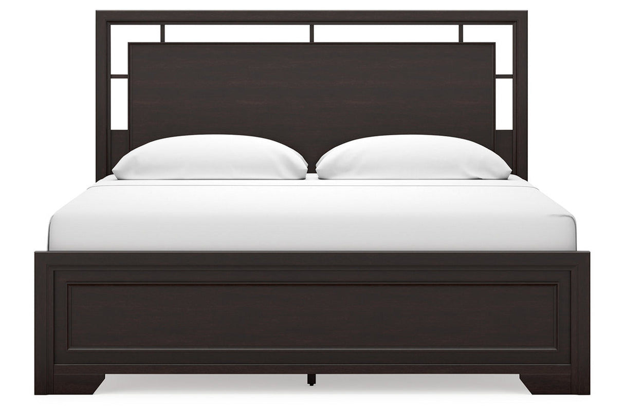 Covetown Dark Brown King Panel Bed