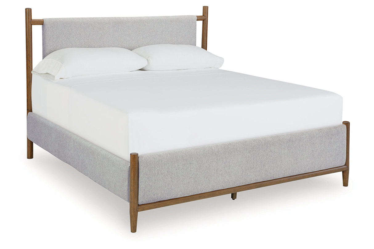 Lyncott Brown Queen Upholstered Panel Bed