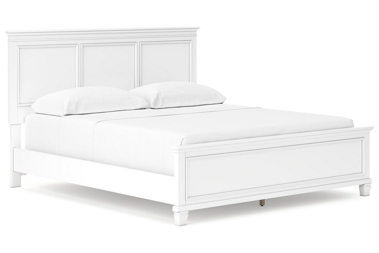 Fortman White California King Panel Bed