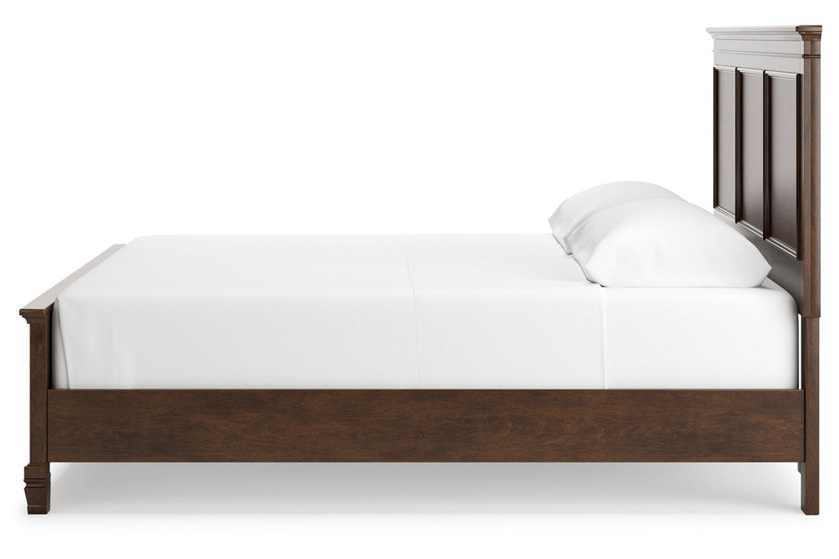 Danabrin Brown King Panel Bed