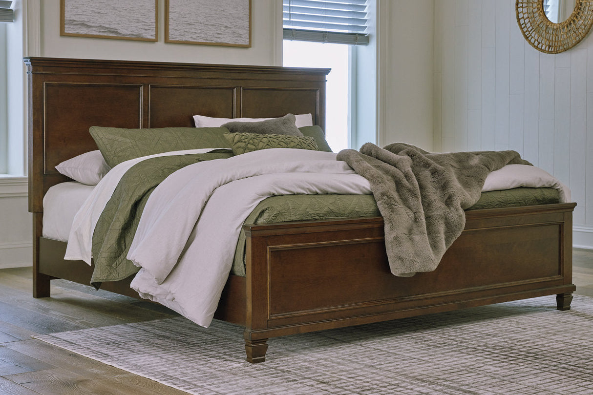 Danabrin Brown King Panel Bed