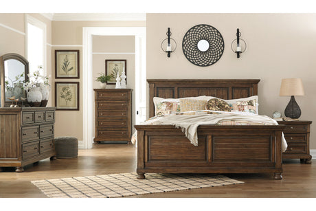 Flynnter Medium Brown King Panel Bed