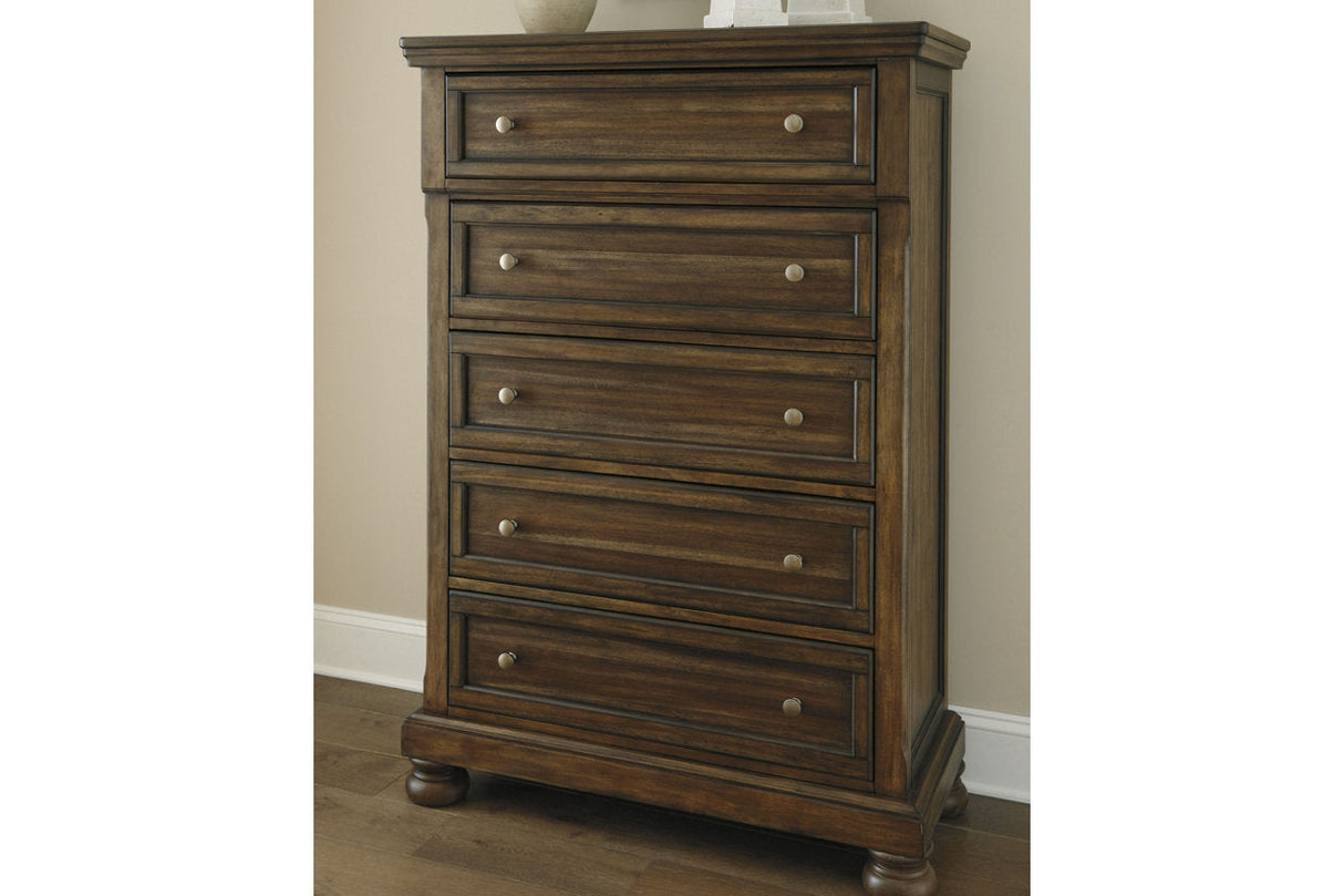 Flynnter Medium Brown Chest of Drawers