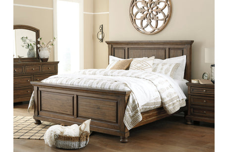 Flynnter Medium Brown California King Panel Bed