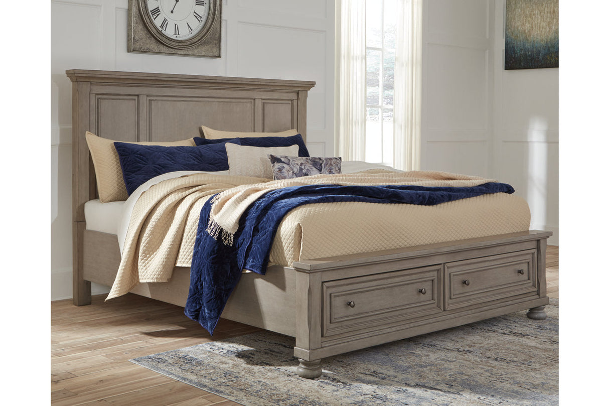 Lettner Light Gray California King Panel Storage bed