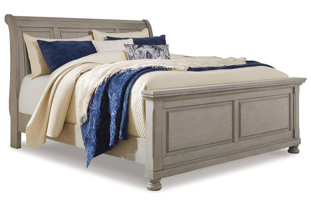 Lettner Light Gray California King Sleigh Bed