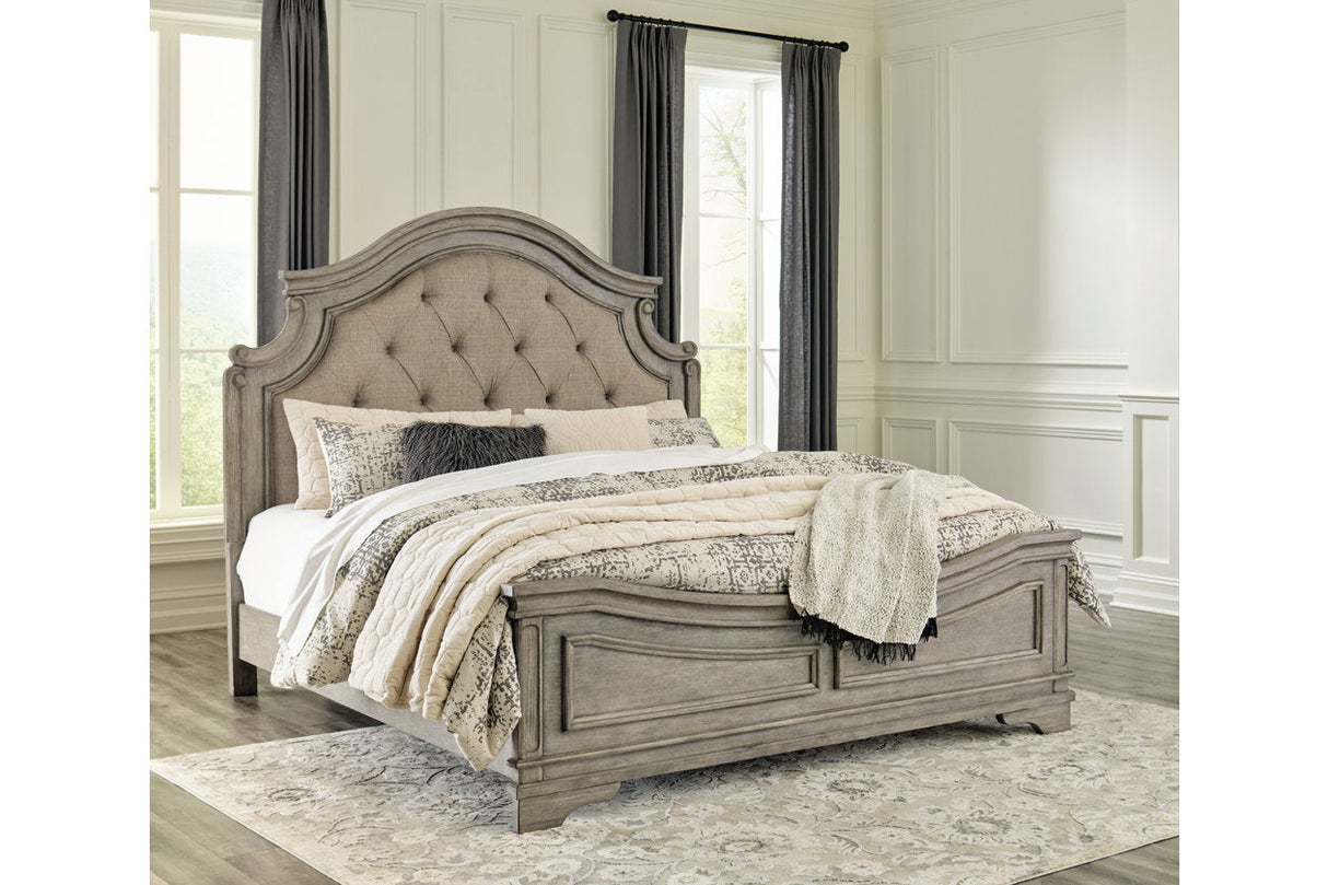 Lodenbay Antique Gray California King Panel Bed