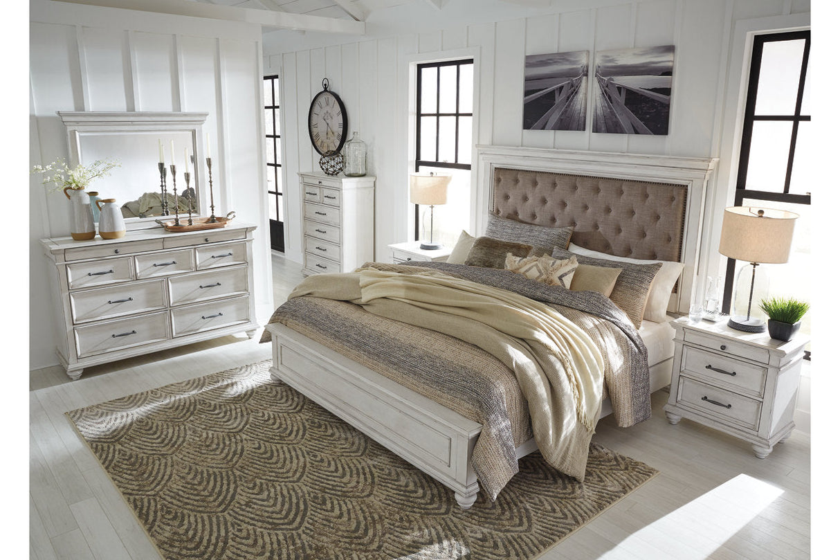 Kanwyn Whitewash Queen Panel Upholstered Bed