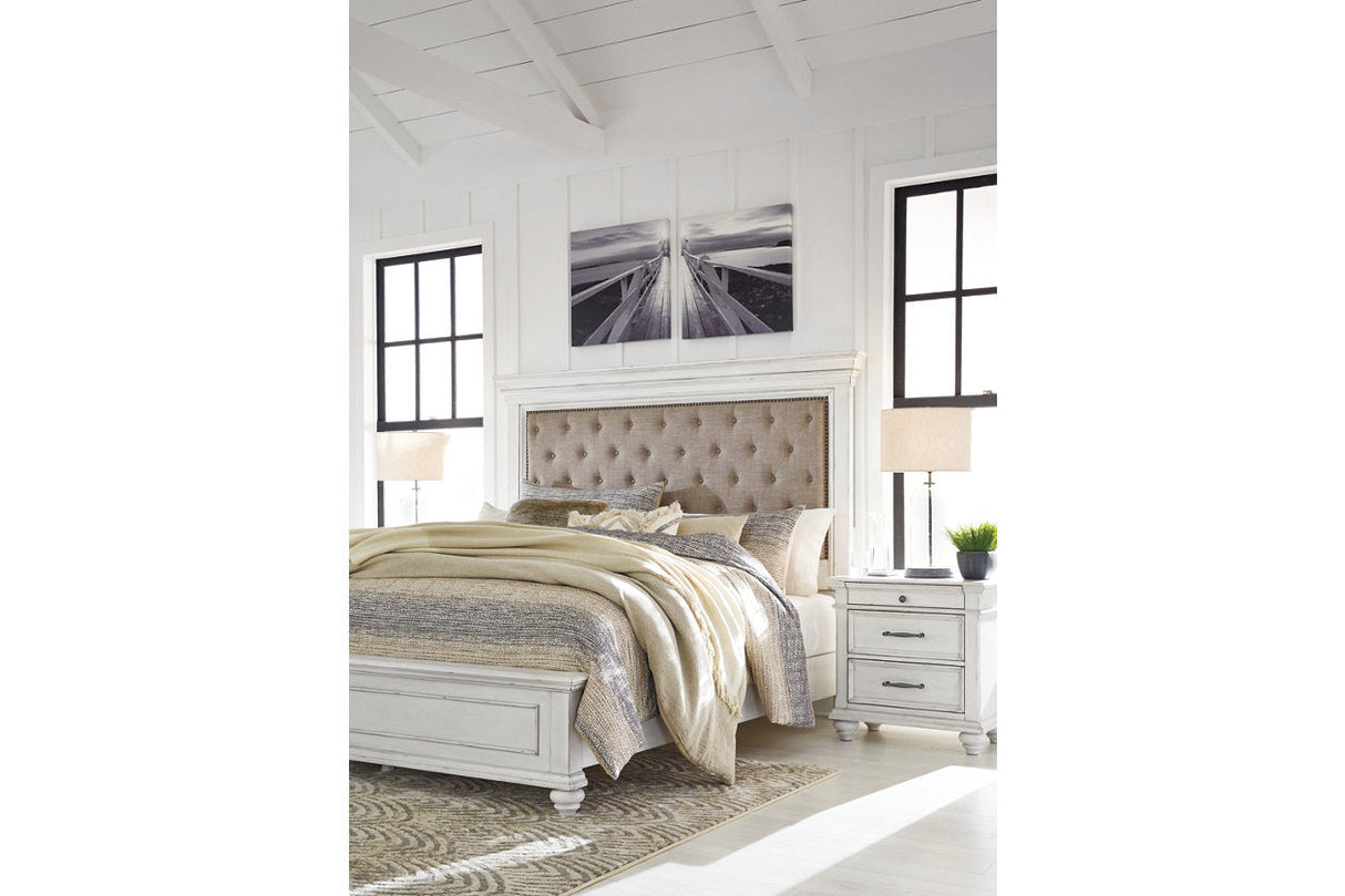 Kanwyn Whitewash California King Panel Bed