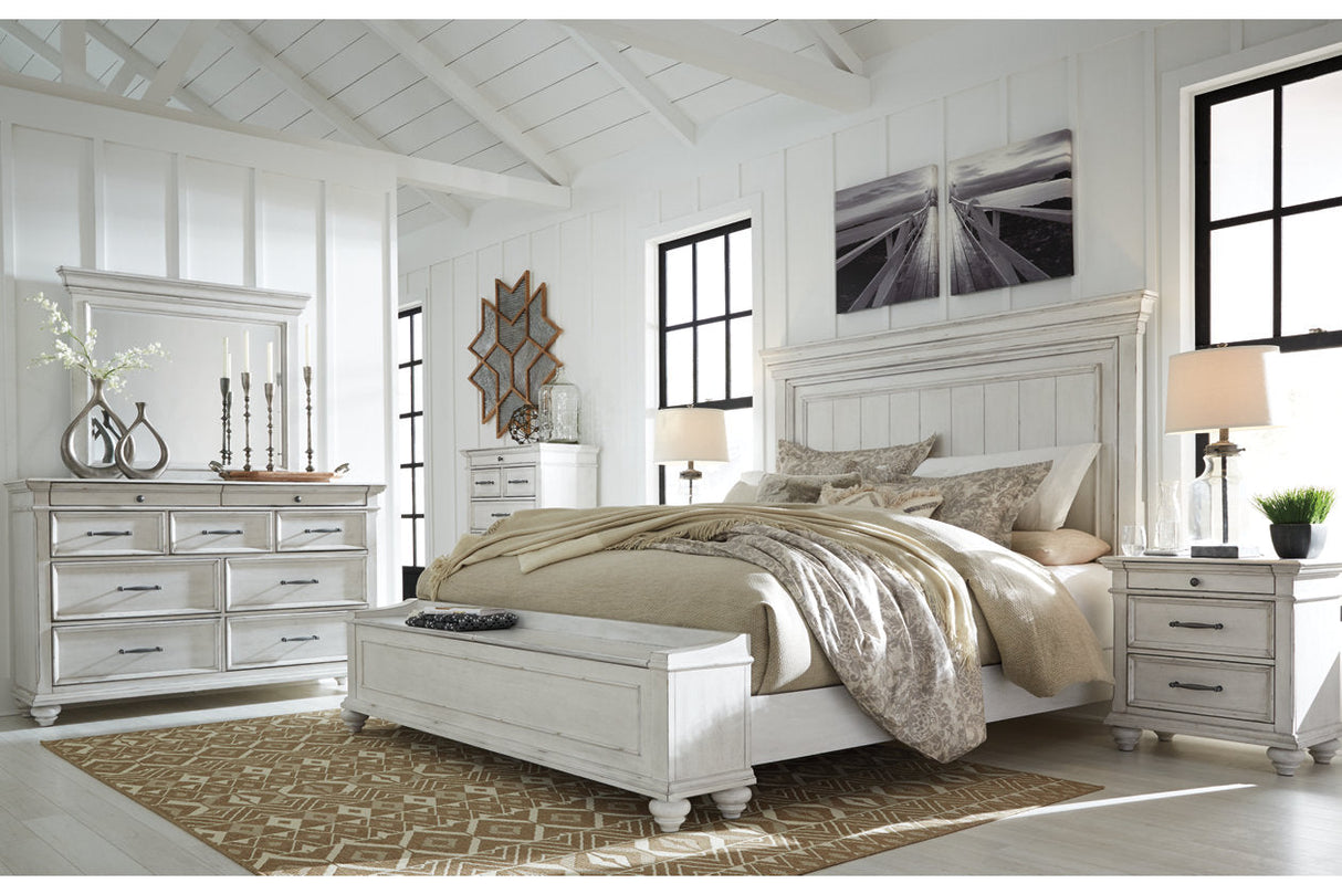 Kanwyn Whitewash Queen Panel Bed with Storage Bench