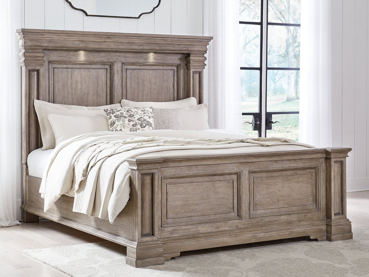 Blairhurst Light Grayish Brown Bedroom Set by Ashley at Eve Furniture