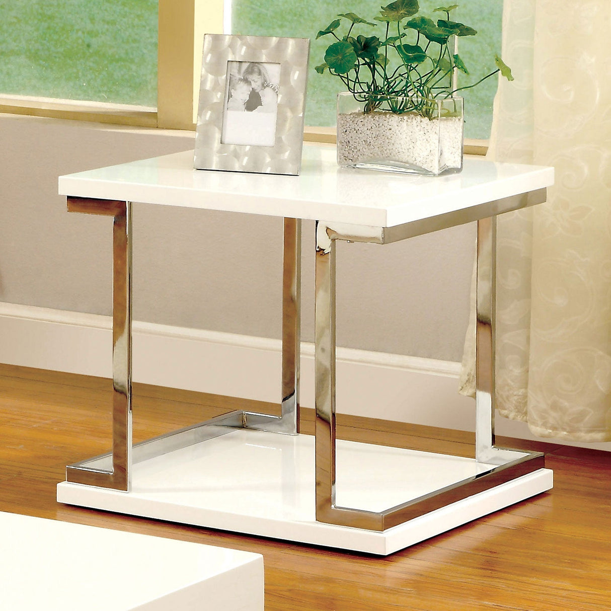 Meda White/Chrome End Table