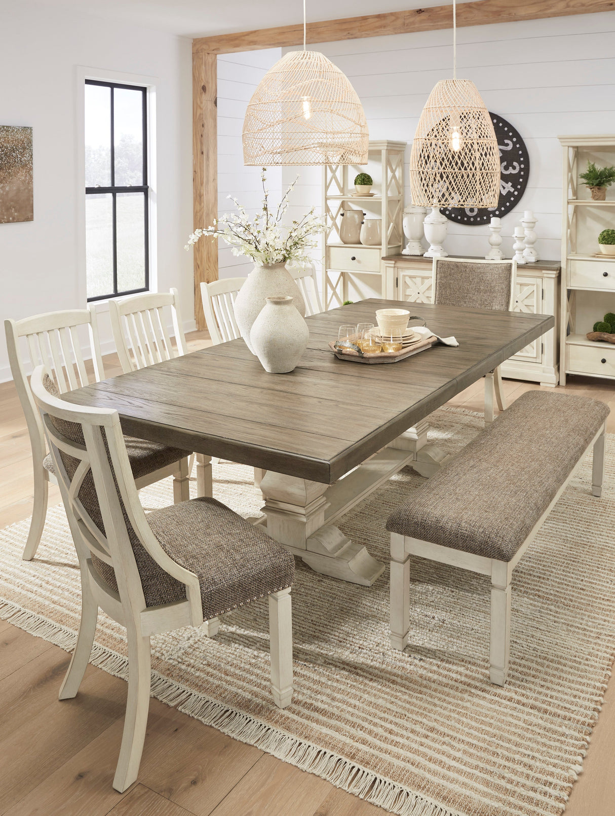 Bolanburg Antique White Two-tone Extendable Dining Set