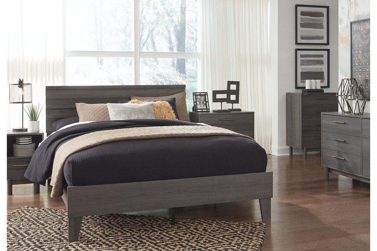 Brymont Dark Gray Queen Panel Platform Bed