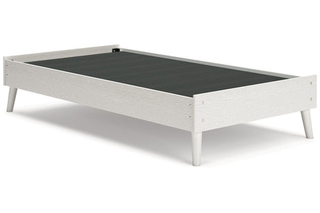 Aprilyn White Twin Platform Bed