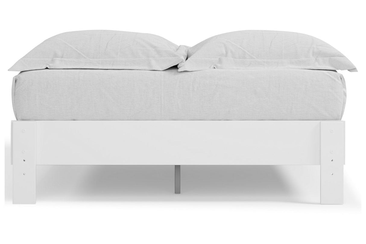 Piperton White Queen Platform Bed