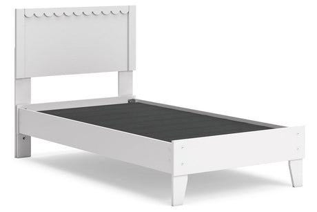 Hallityn White Twin Panel Platform Bed