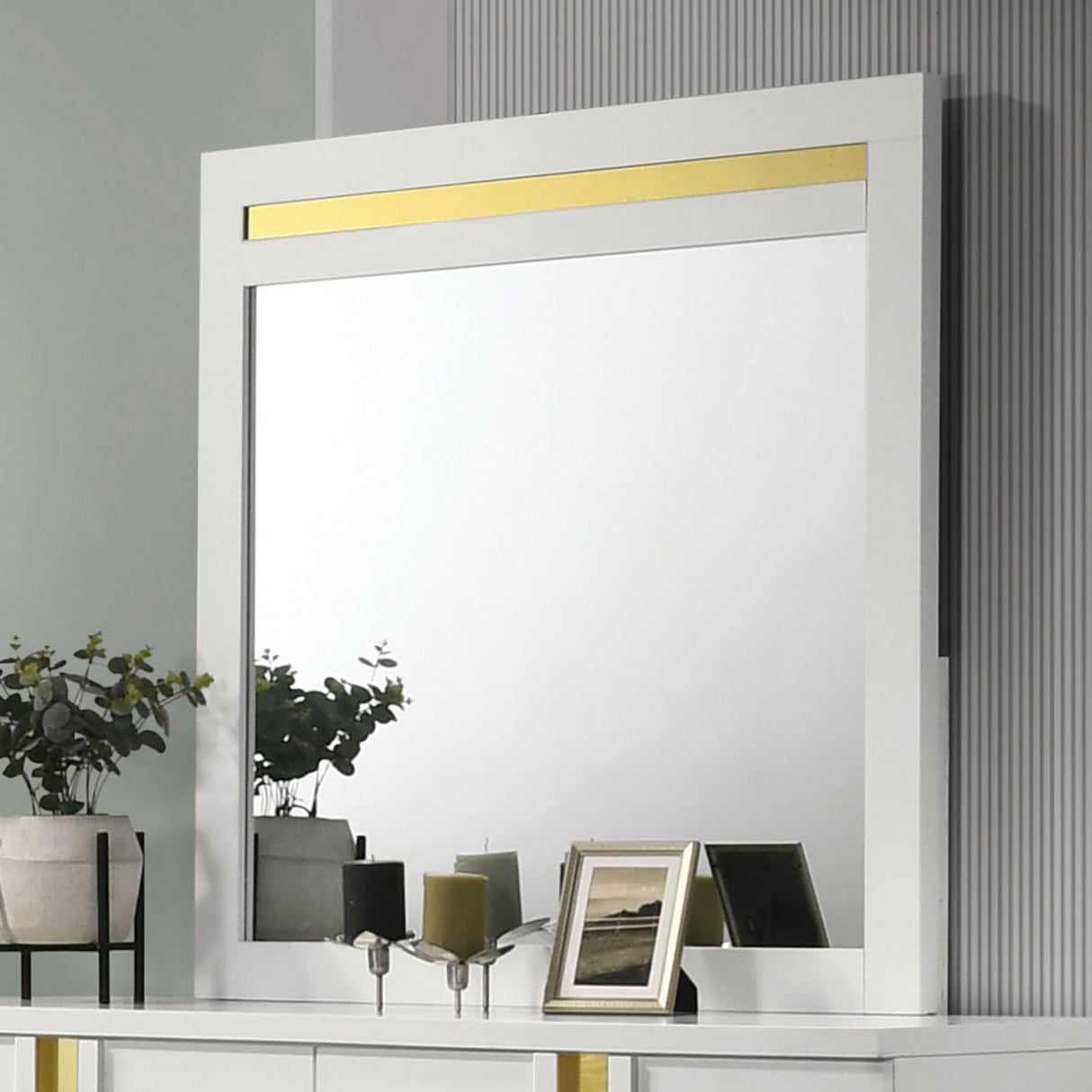 Lillestrom White/Gold Mirror