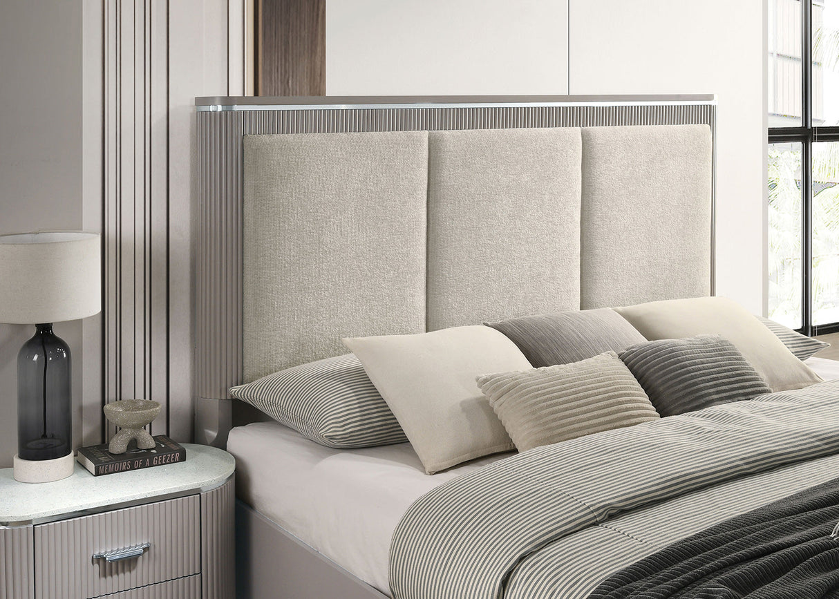 Aldridge Light Gray King Bed