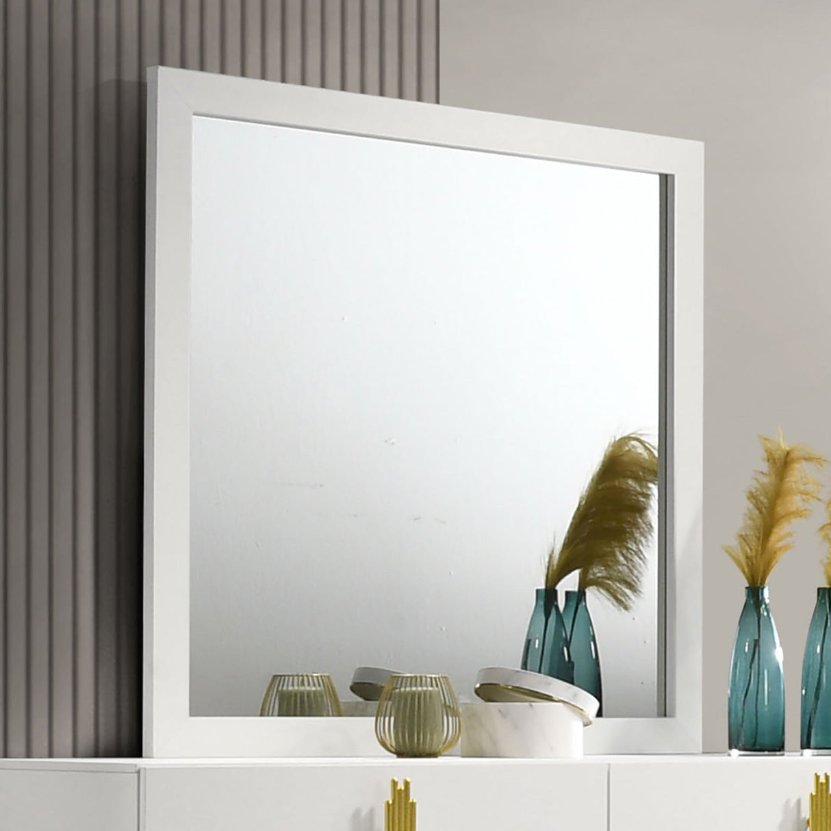 Basildon White Mirror