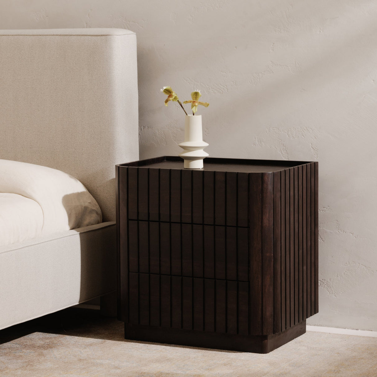 Ichigo Light Grey King Bed by Moe's Home at Eve Furniture