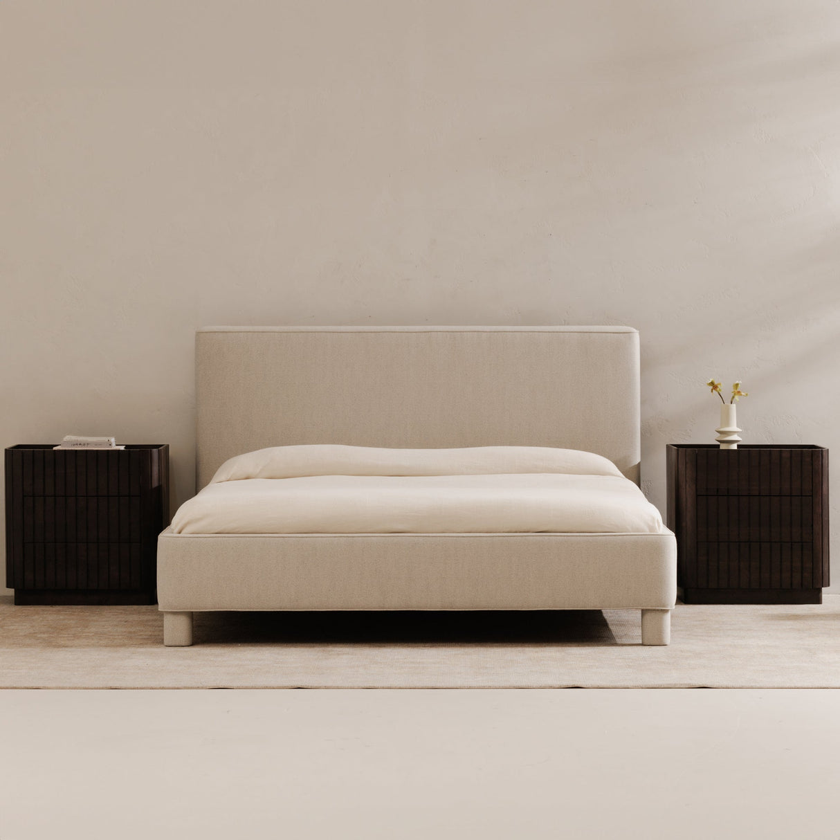 Ichigo Light Grey King Bed by Moe's Home at Eve Furniture