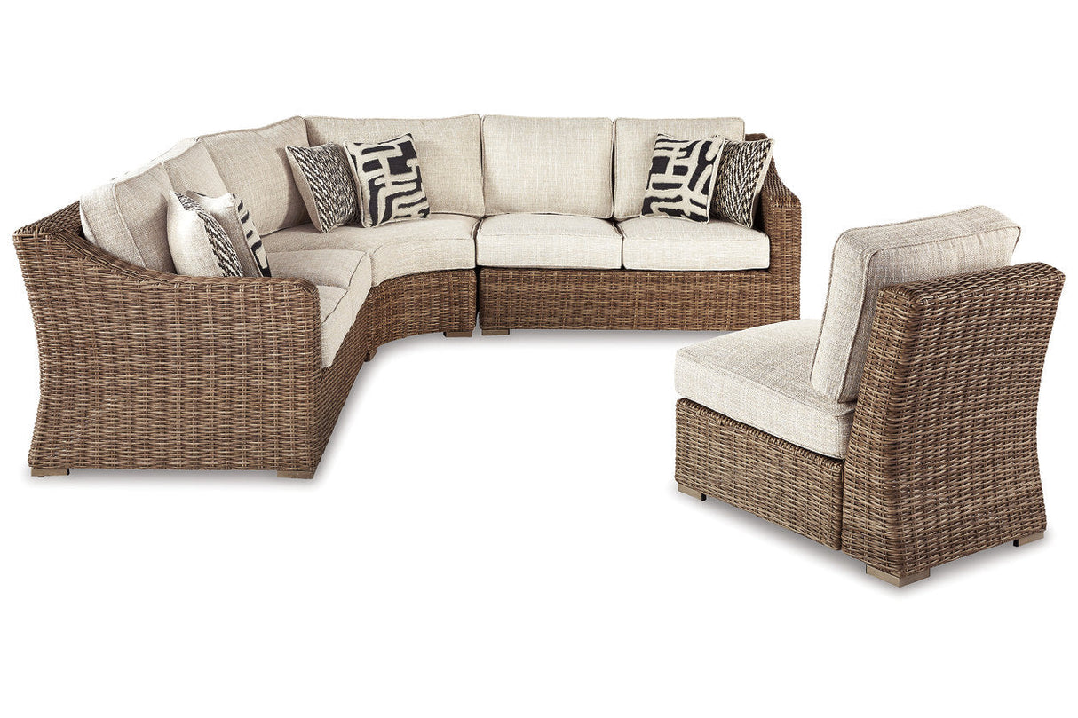 Beachcroft Beige 4-Piece Outdoor Seating Set