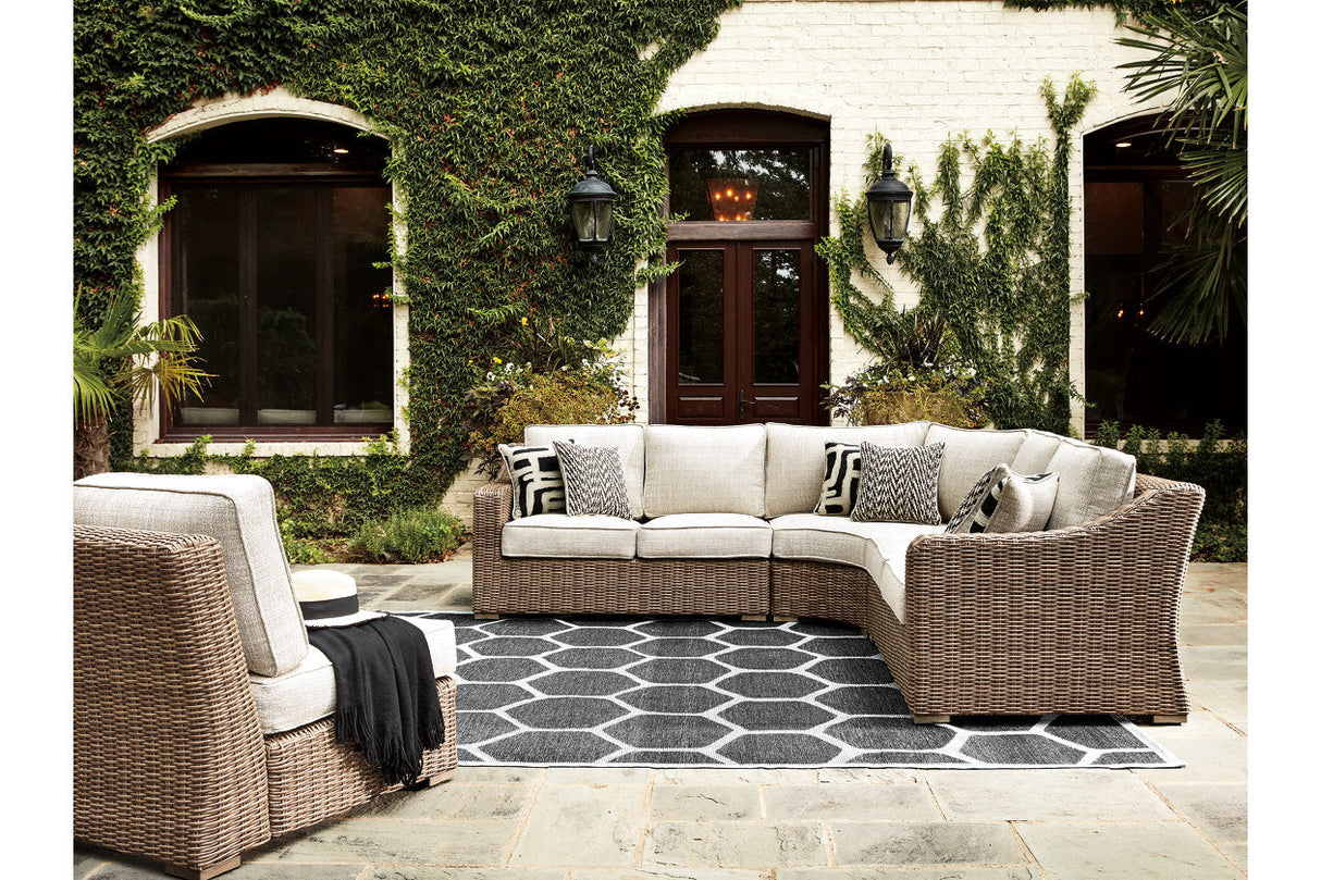 Beachcroft Beige 4-Piece Outdoor Seating Set