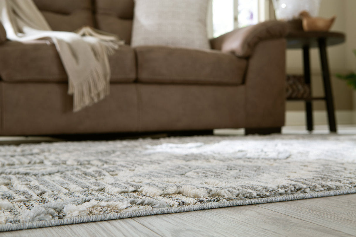 Monwick Cream/Gray Large Rug